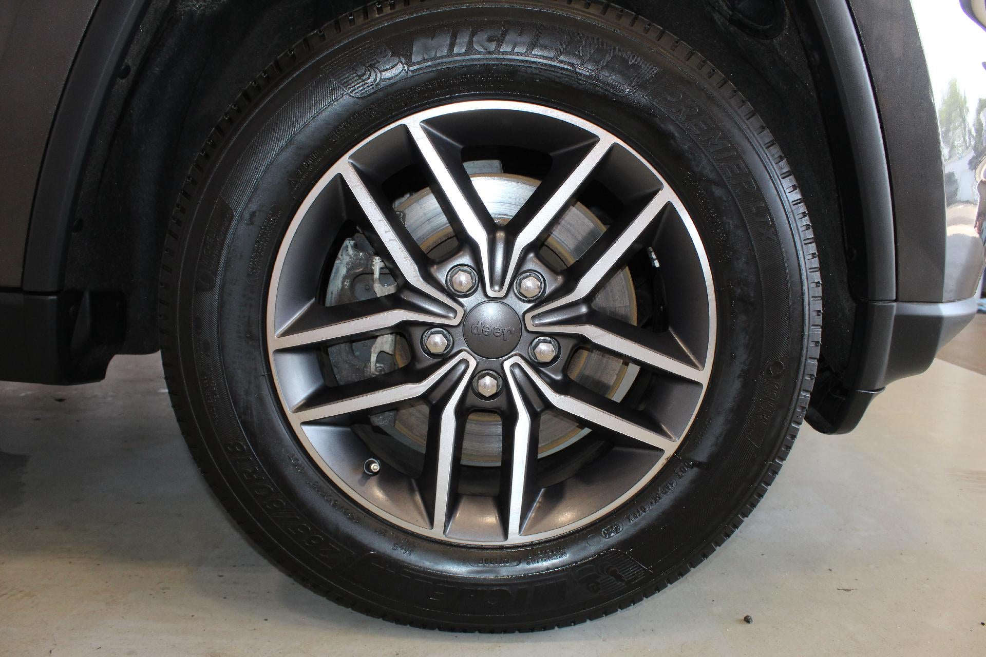 2021 Jeep Grand Cherokee Base