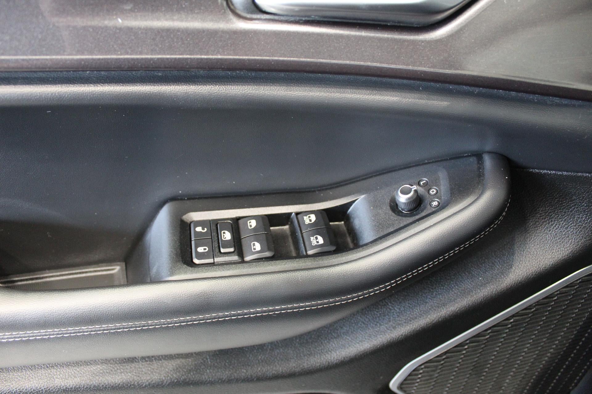 2022 Jeep Grand Cherokee L Laredo 4x4