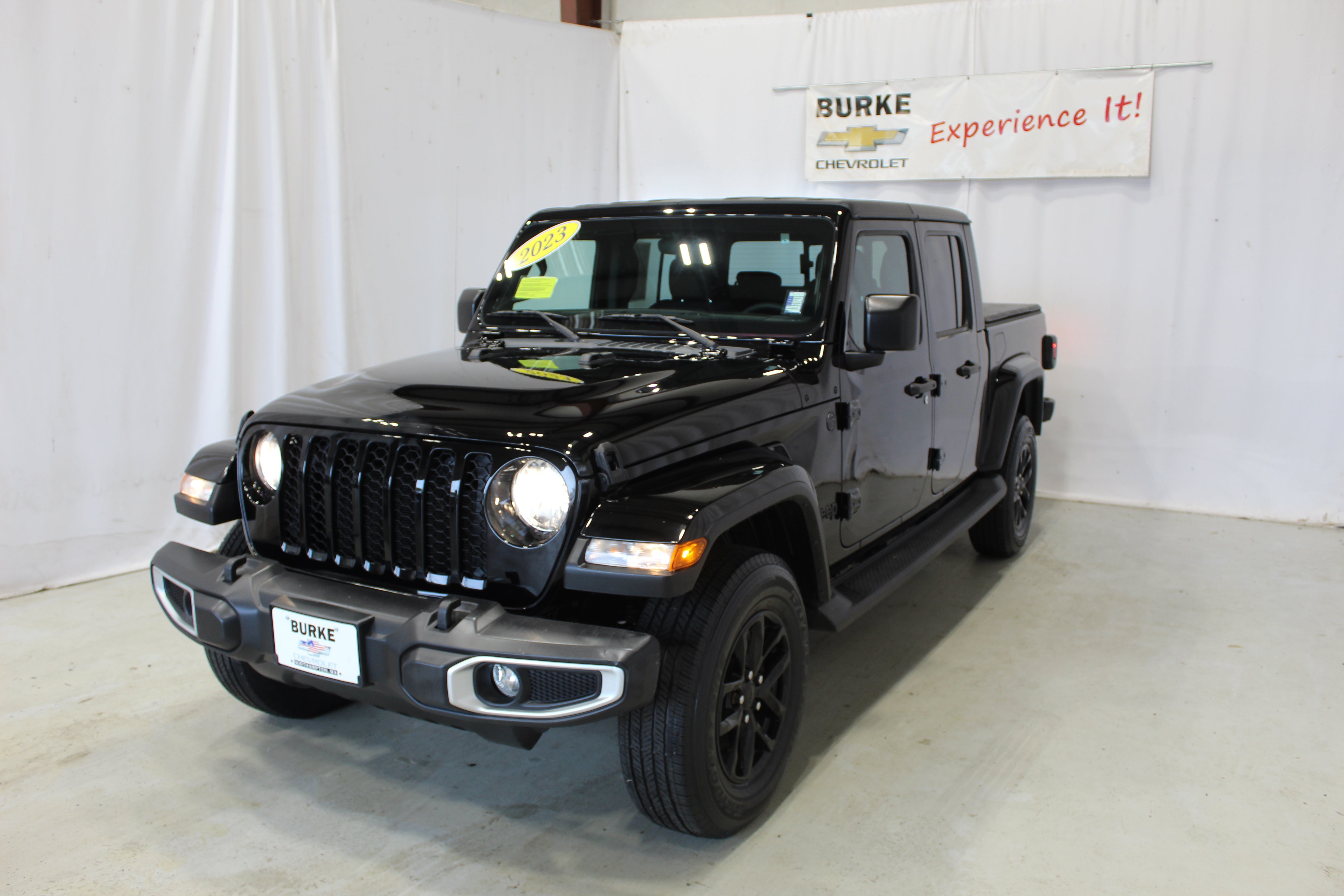 2023 Jeep Gladiator Sport S
