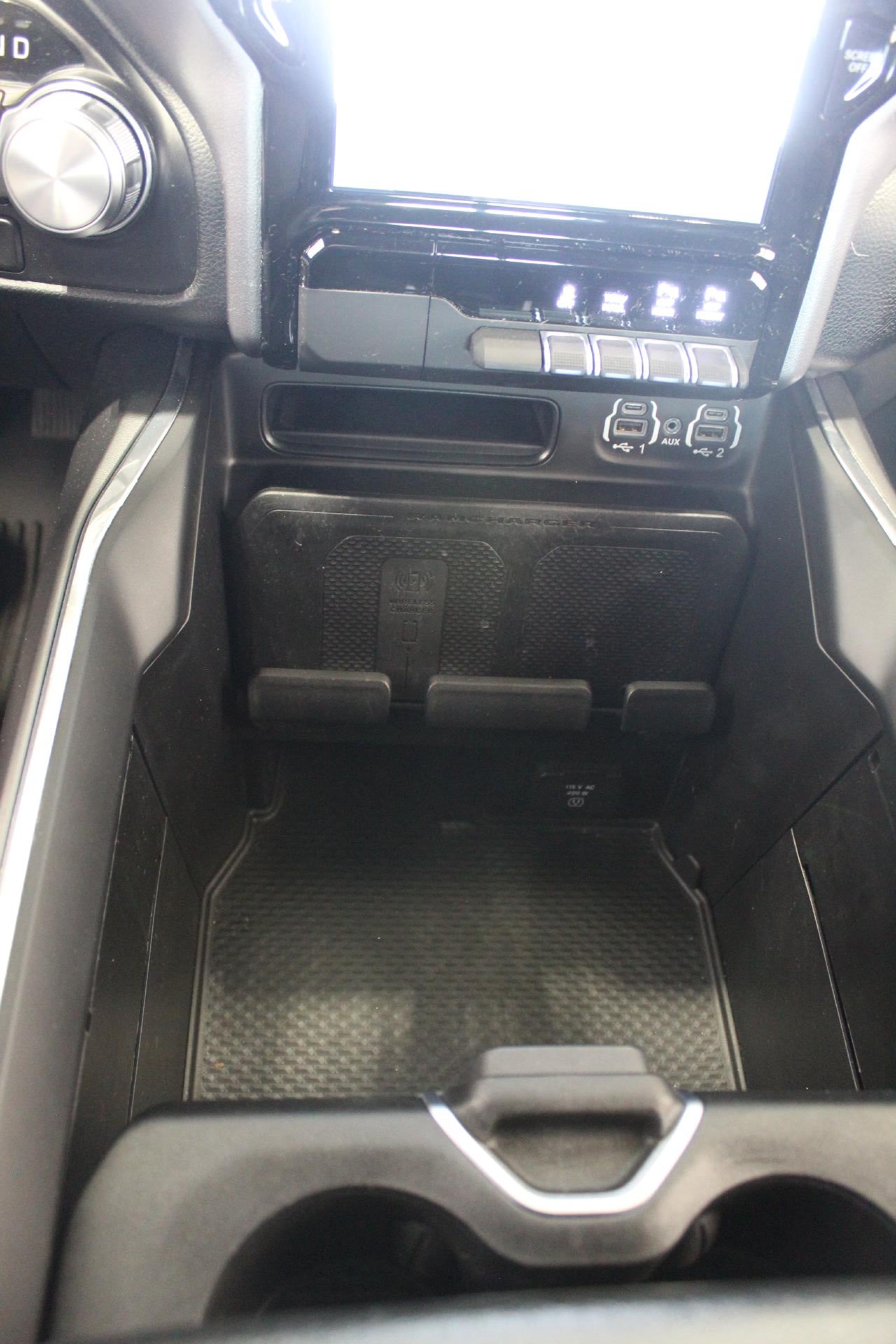 2023 RAM 1500 Laramie Crew Cab 4x4 5'7" Box