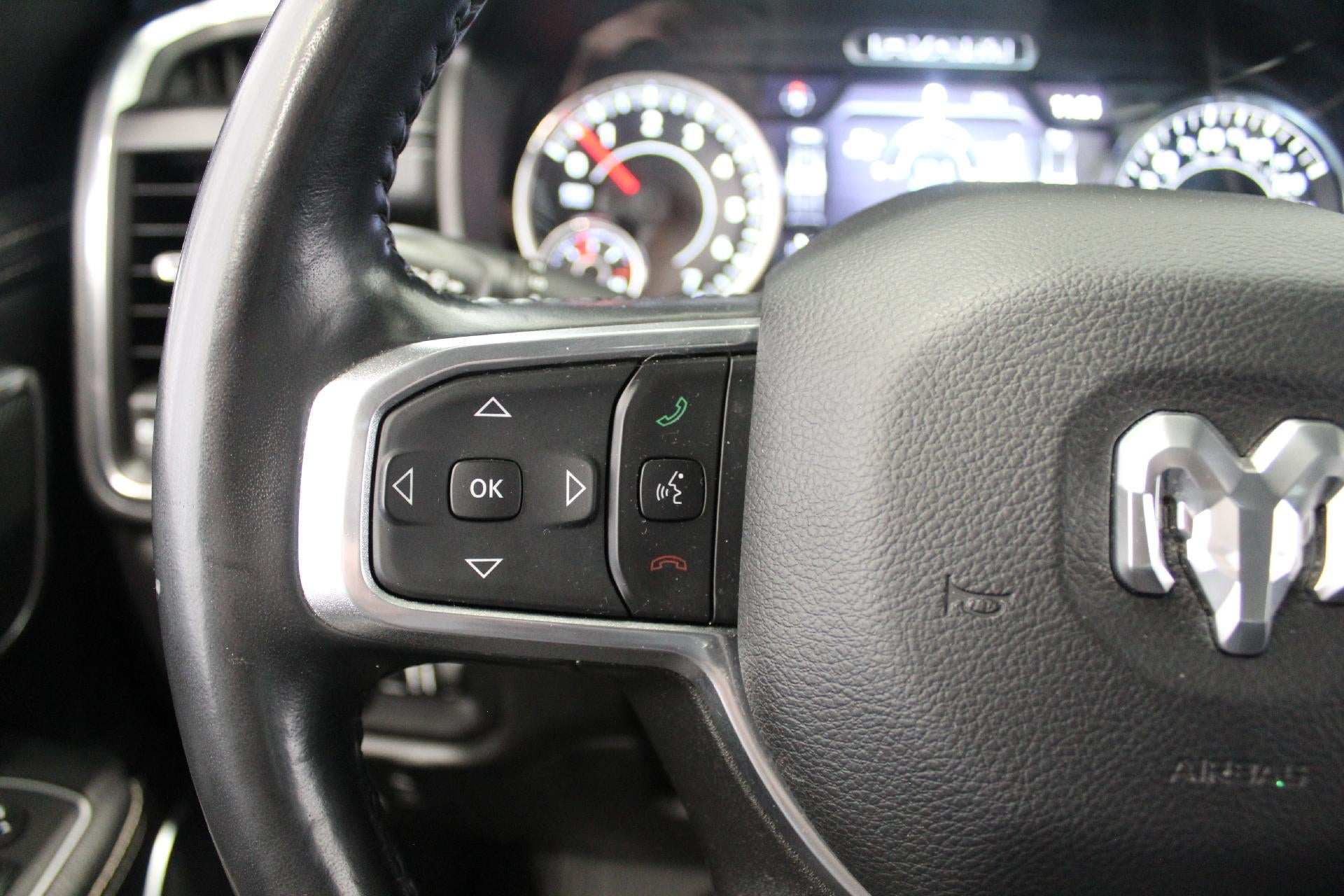 2023 RAM 1500 Laramie Crew Cab 4x4 5'7" Box