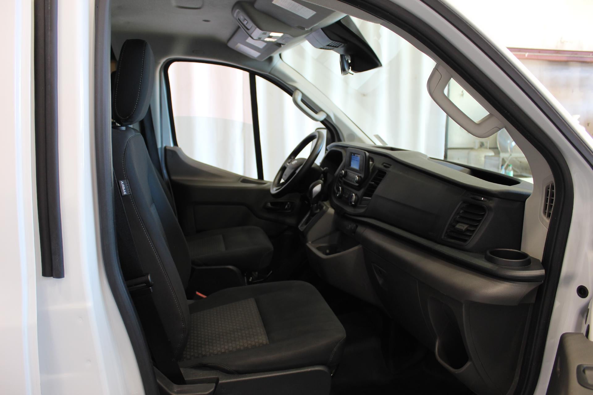 2025 Ford Transit Cargo Van Base