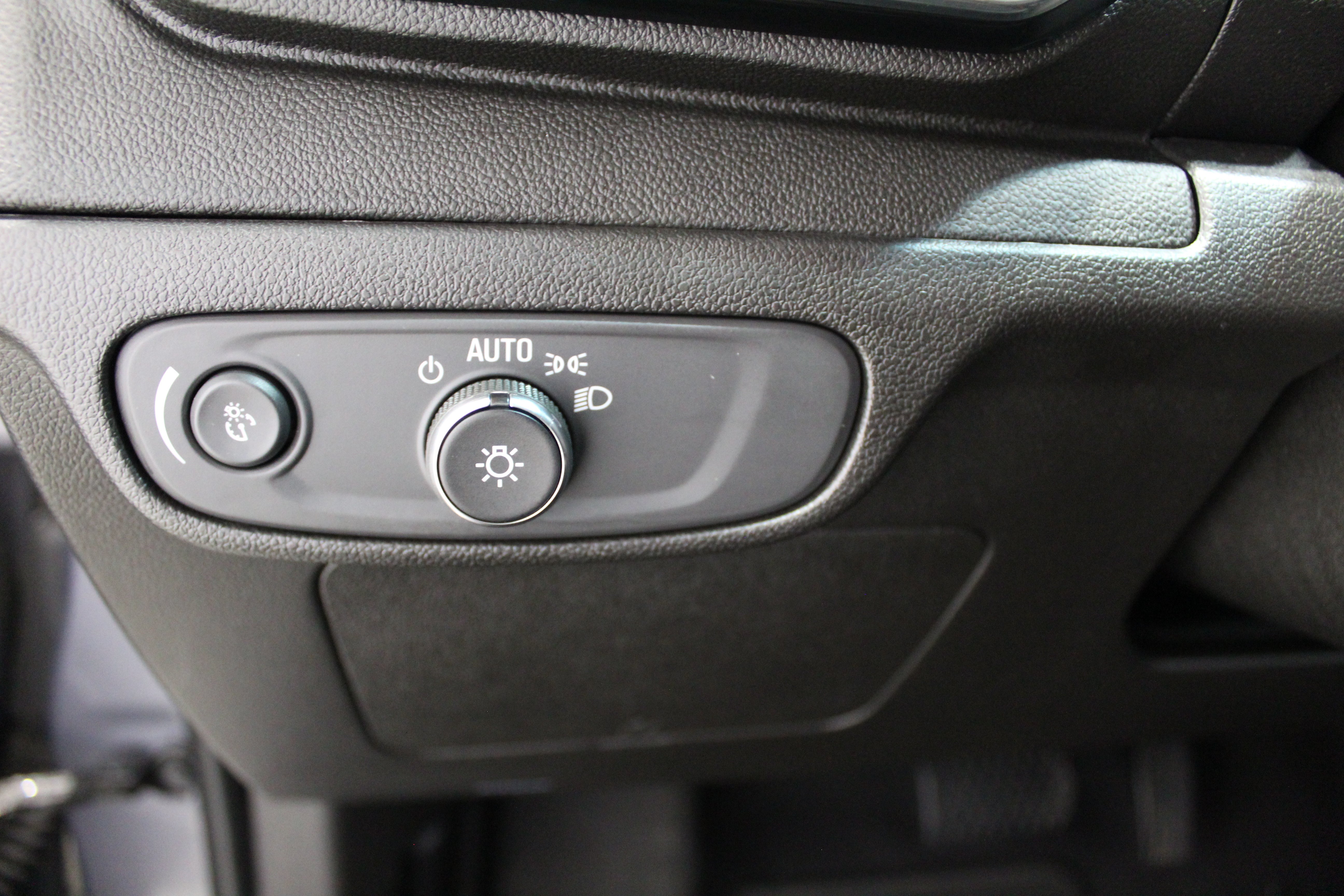 2023 Chevrolet Bolt EV 2LT