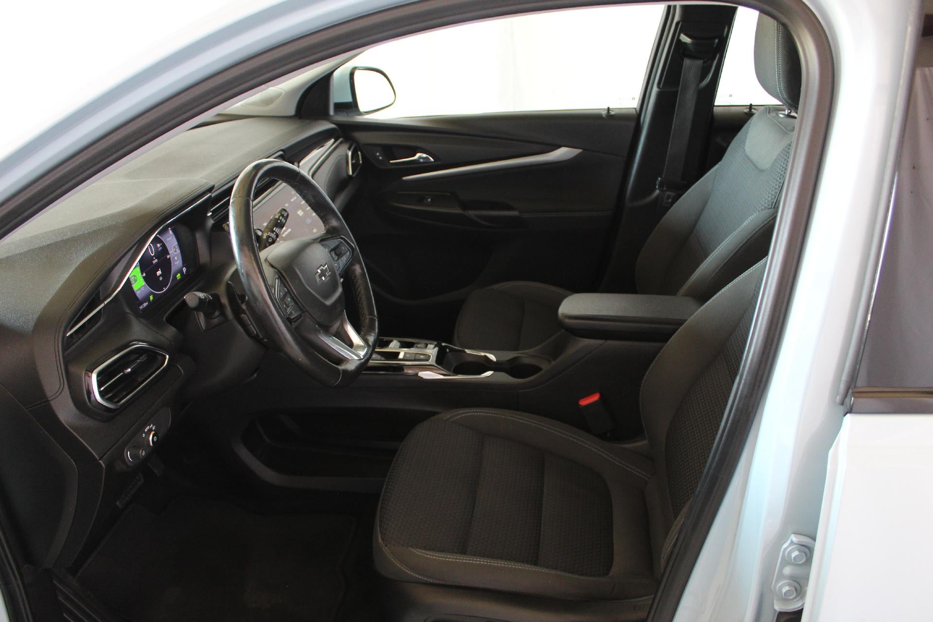 2023 Chevrolet Bolt EUV LT