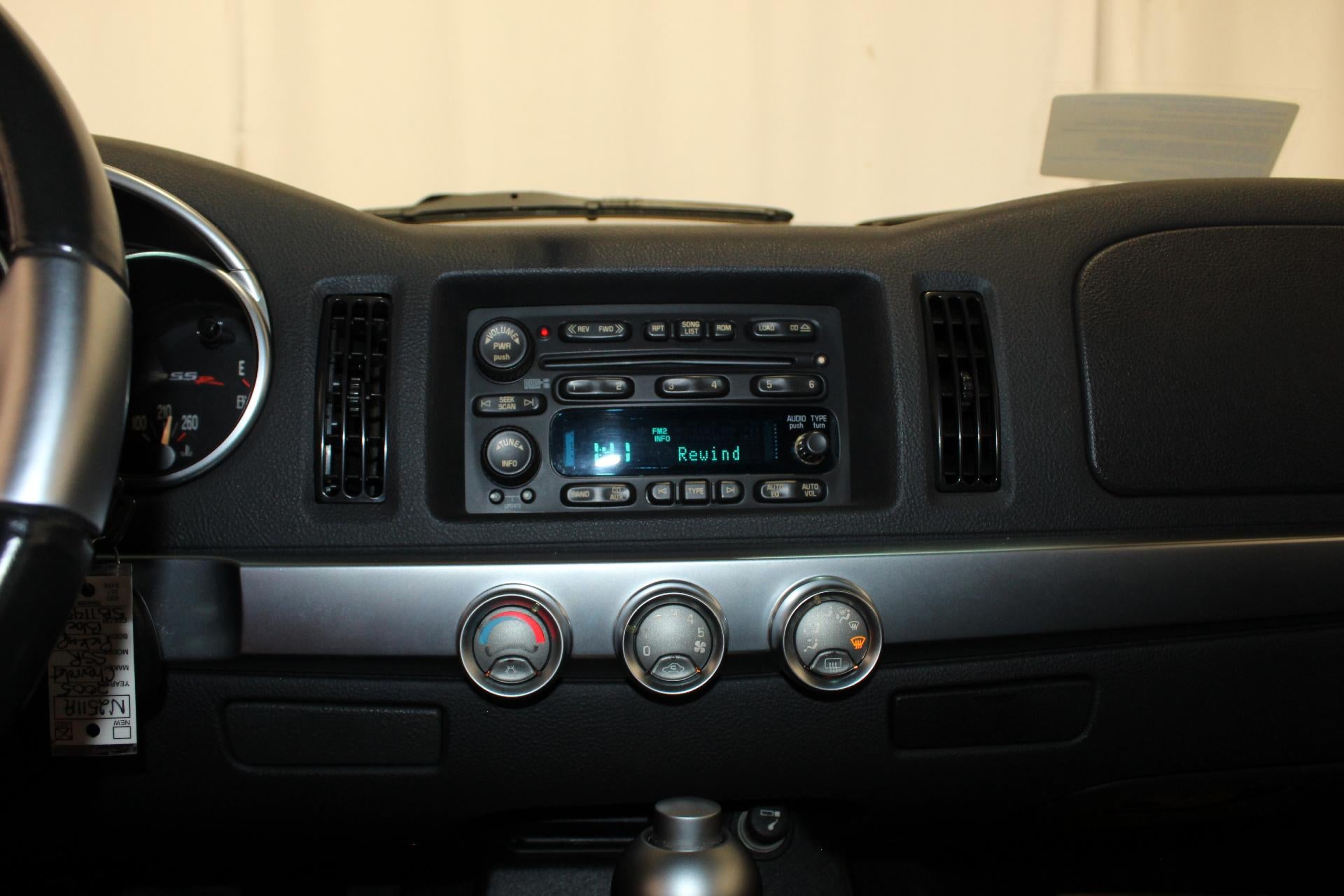 2005 Chevrolet SSR LS