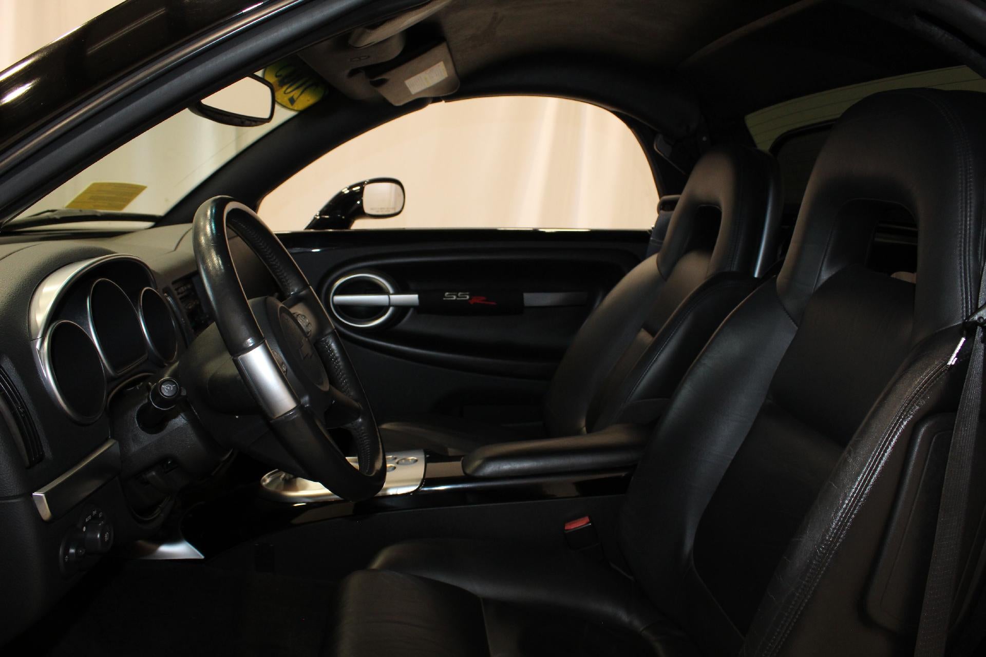 2005 Chevrolet SSR LS