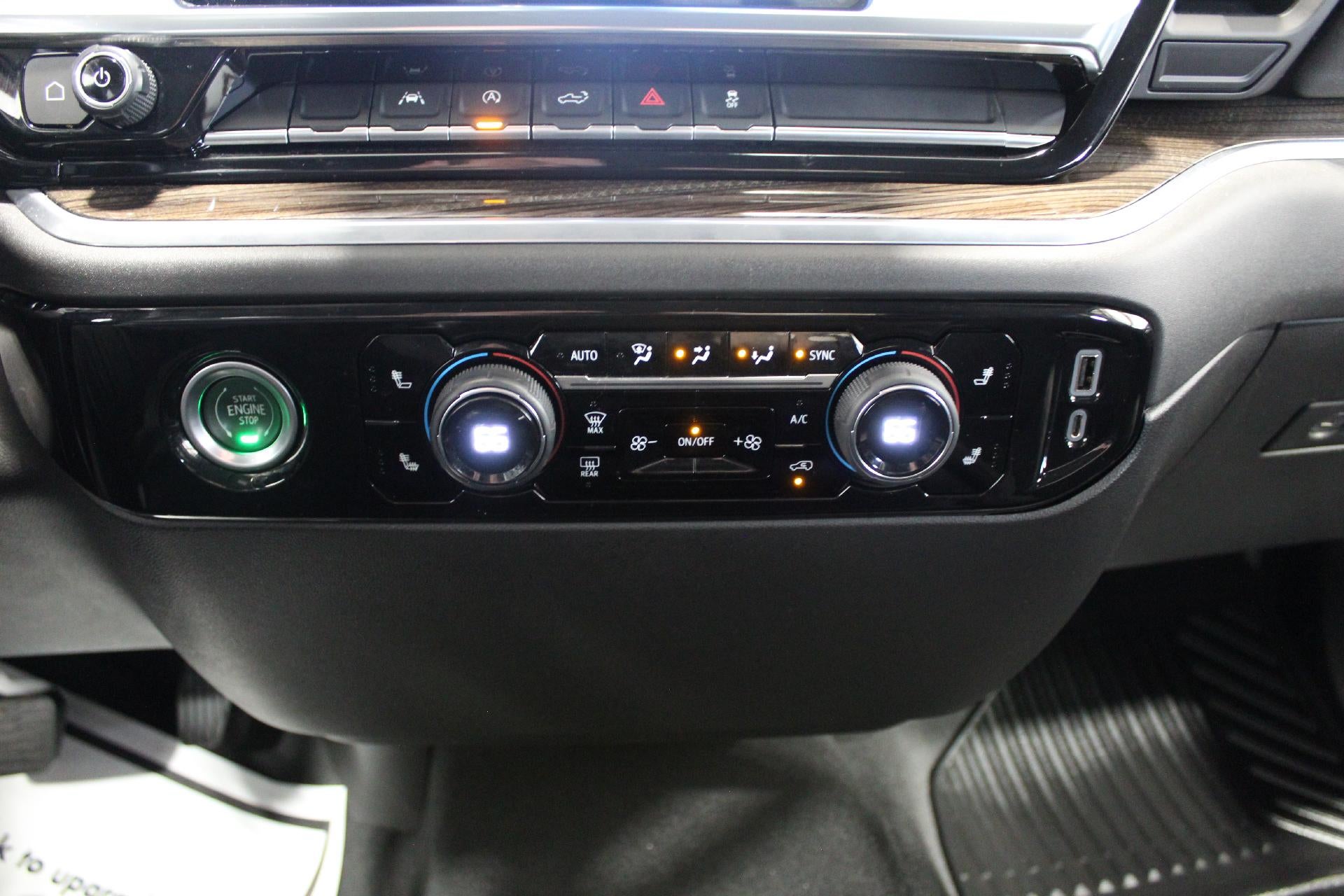 2022 Chevrolet Silverado 1500 LT (2FL)