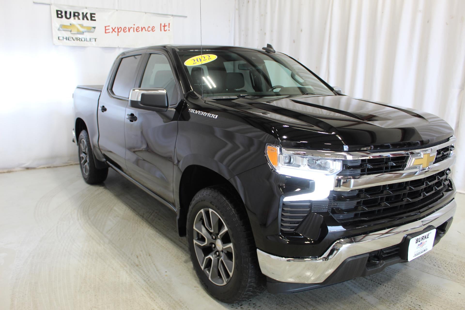 2022 Chevrolet Silverado 1500 LT (2FL)
