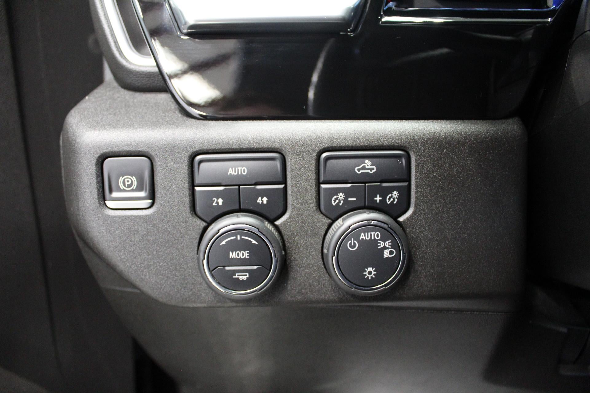 2022 Chevrolet Silverado 1500 LT (2FL)