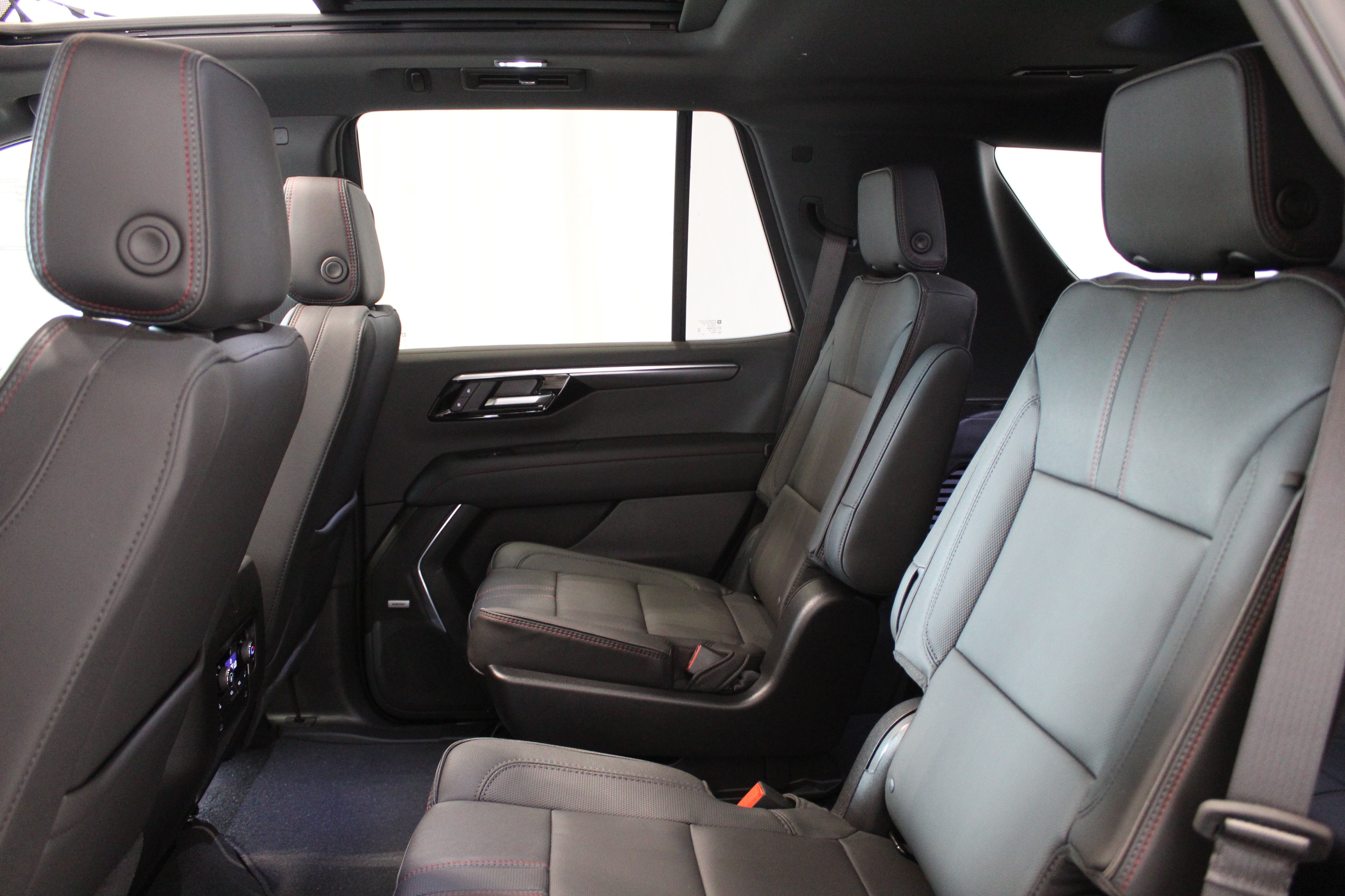 2027 Chevrolet Tahoe RST