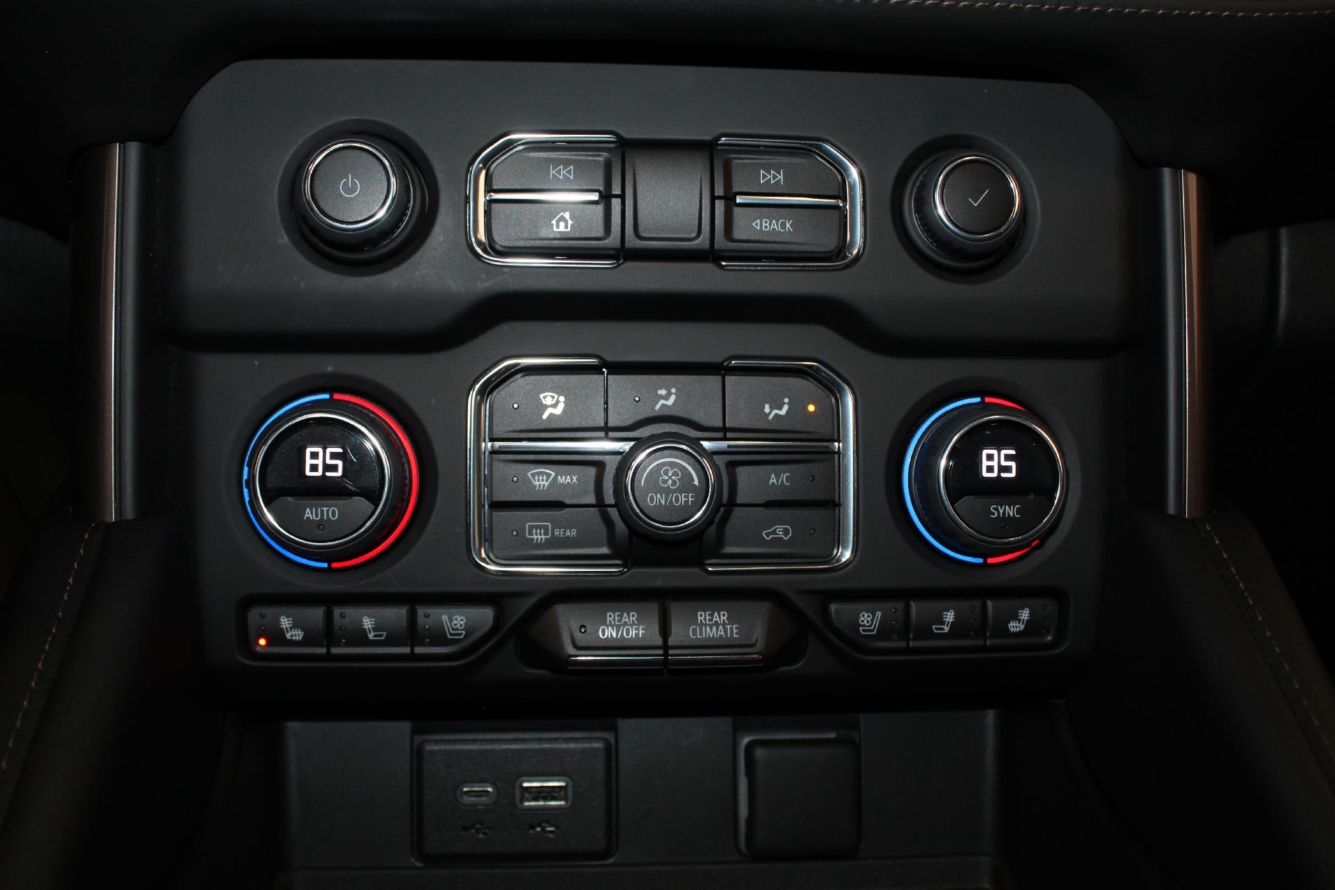 2023 Chevrolet Suburban High Country