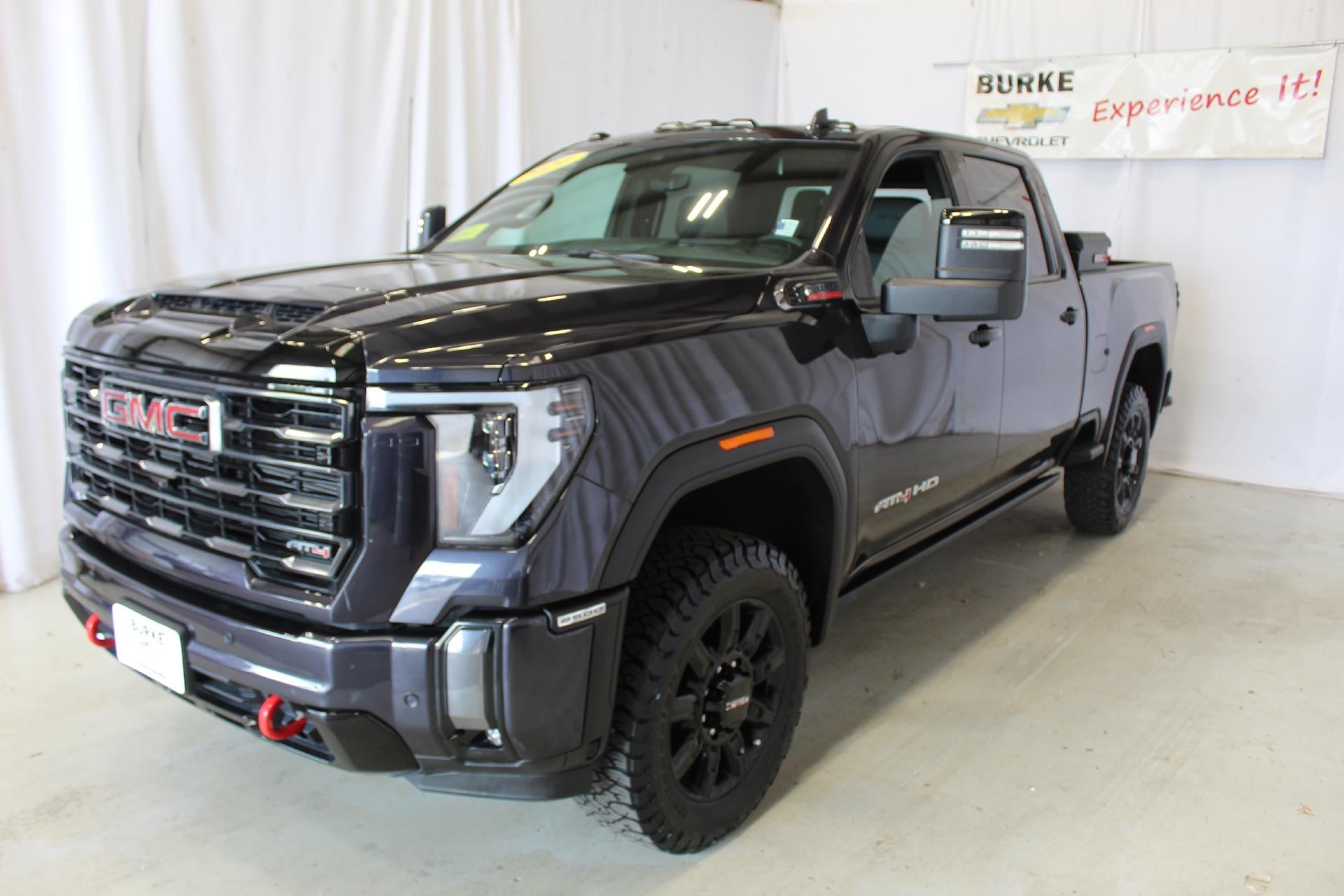 2024 GMC Sierra 4WD Crew Cab Standard Box AT4's photo