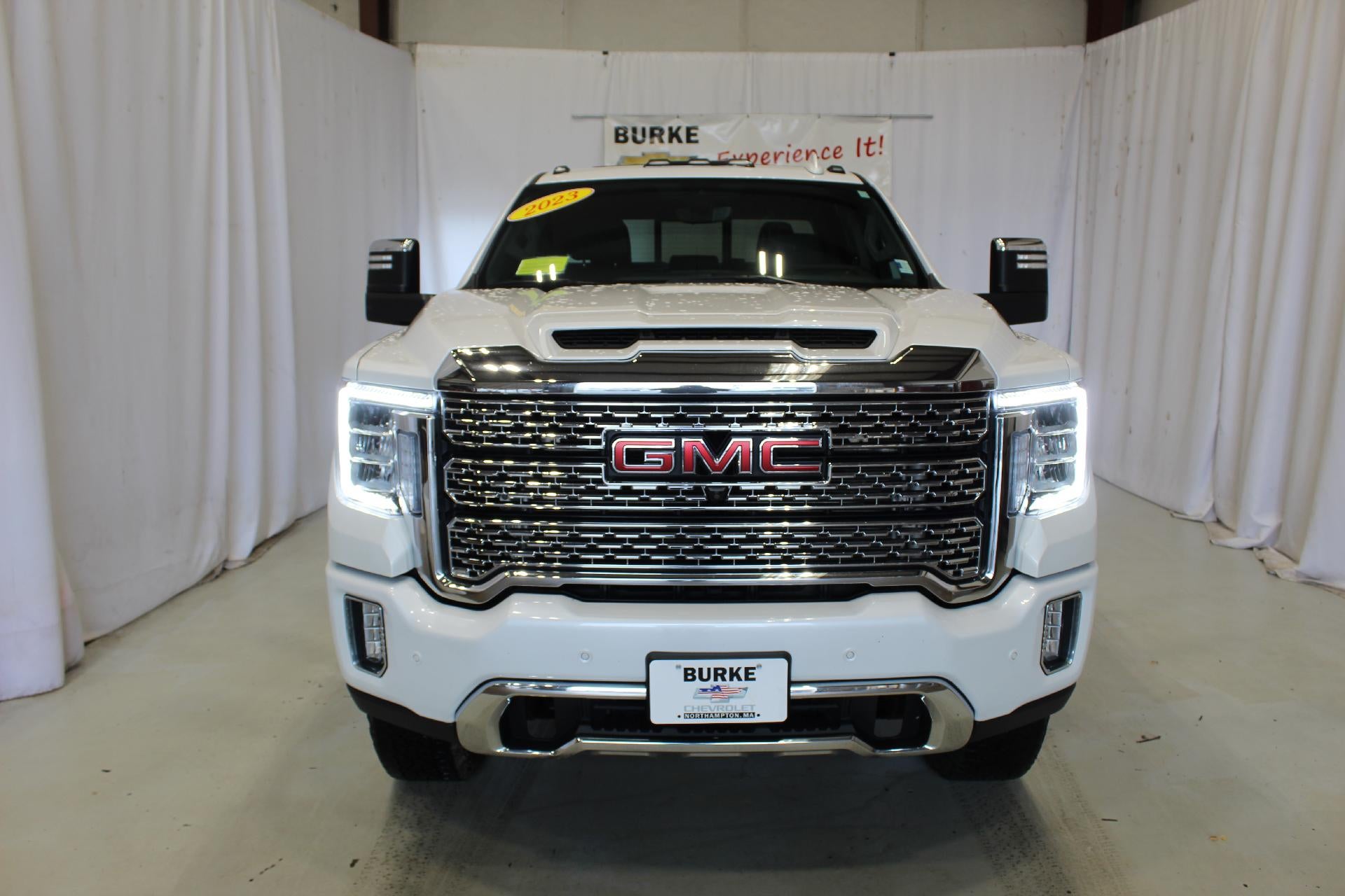 2023 GMC Sierra 3500 HD Denali