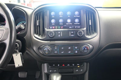 2022 GMC Canyon 4WD AT4 w/Leather