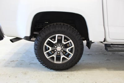 2022 GMC Canyon 4WD AT4 w/Leather