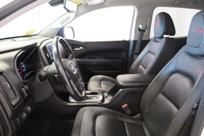 2022 GMC Canyon 4WD AT4 w/Leather