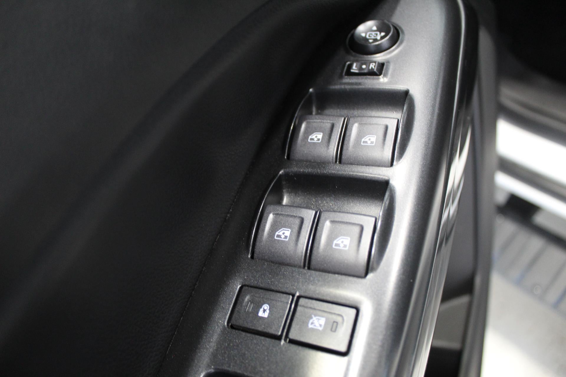 2022 GMC Canyon 4WD AT4 w/Leather