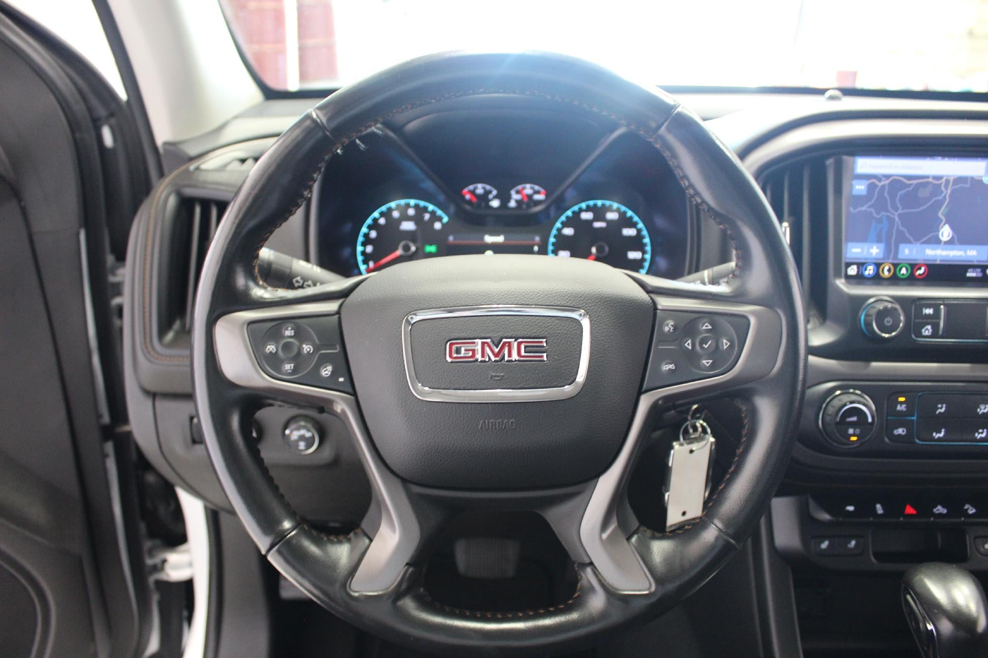 2022 GMC Canyon 4WD AT4 w/Leather