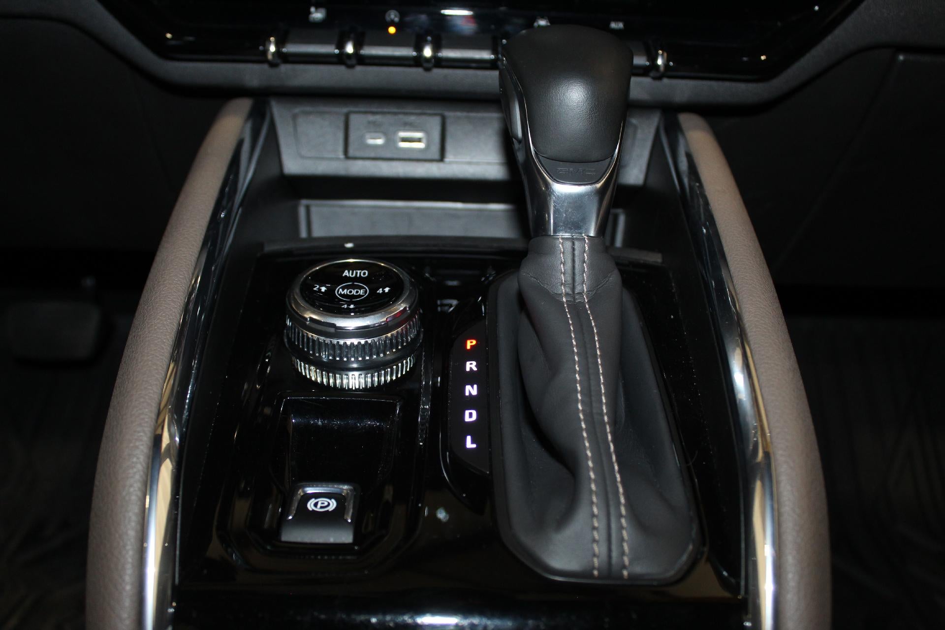 2023 GMC Canyon Denali