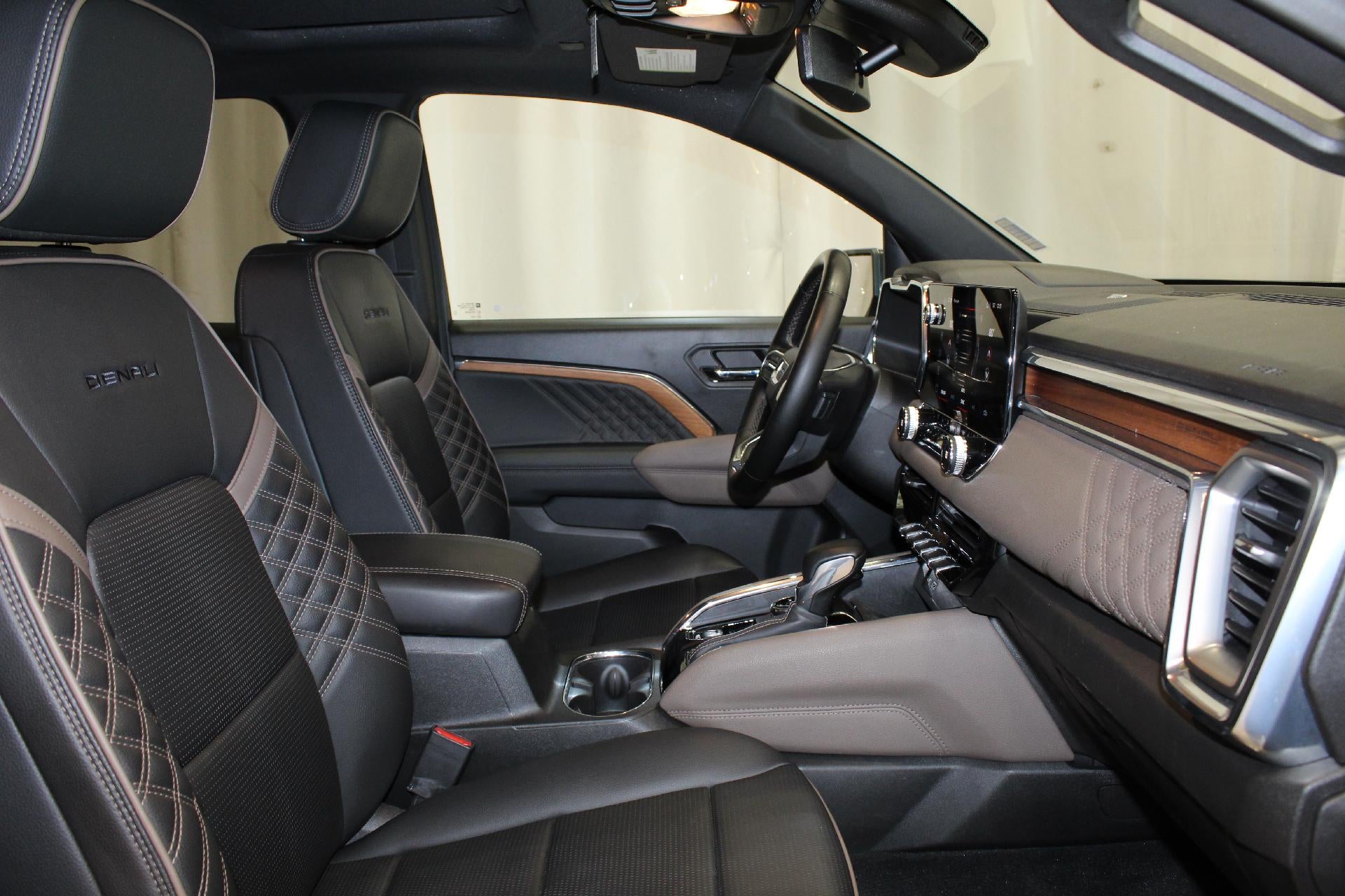 2023 GMC Canyon Denali