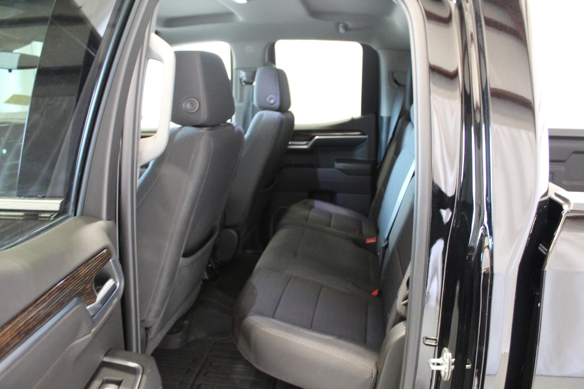 2023 GMC Sierra 1500 SLE