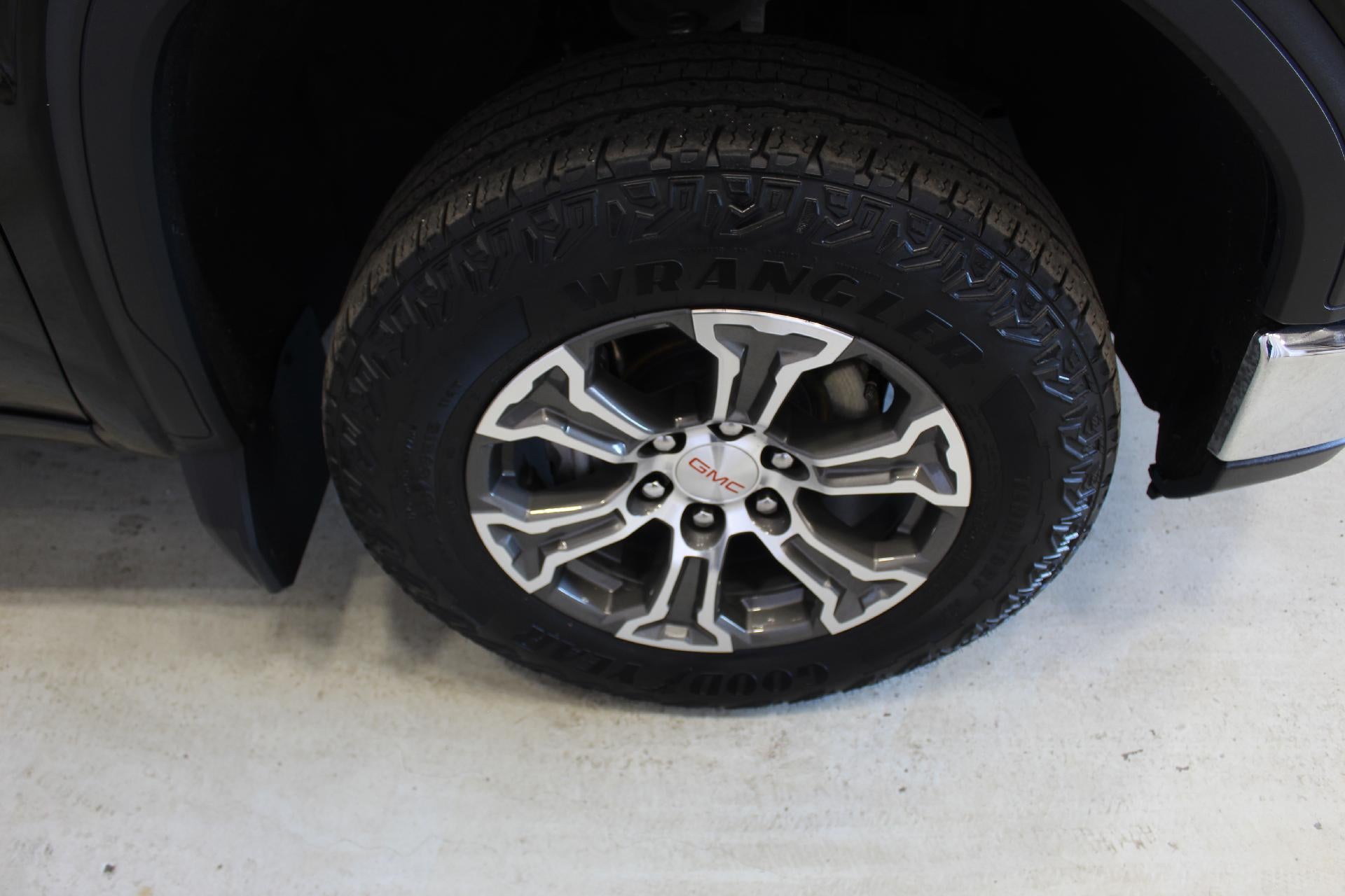 2023 GMC Sierra 1500 SLE