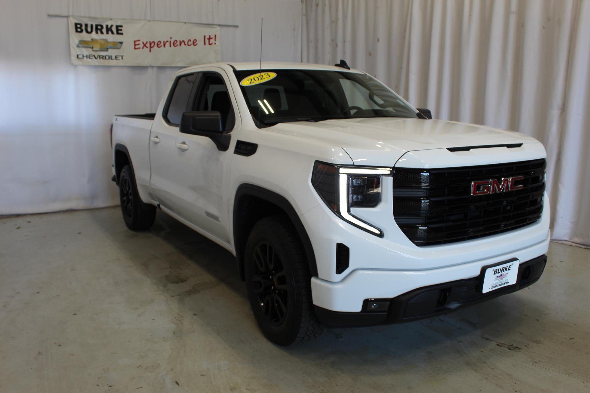 2023 GMC Sierra 1500 Elevation