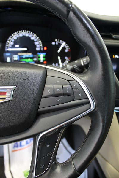 2018 Cadillac XT5 Luxury FWD