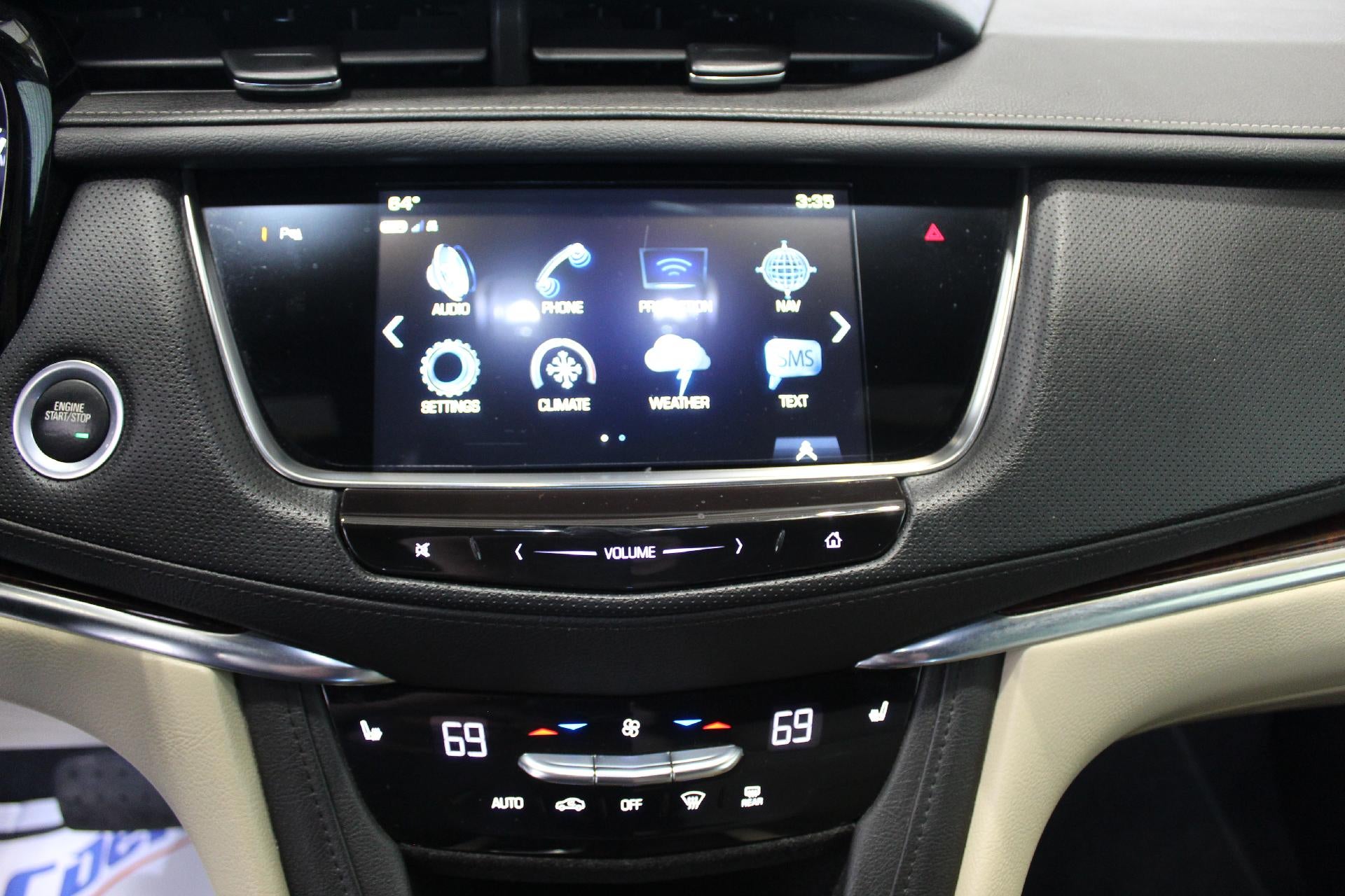 2018 Cadillac XT5 Luxury FWD