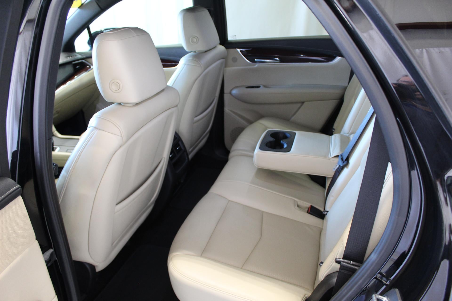 2018 Cadillac XT5 Luxury FWD
