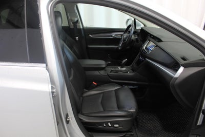 2017 Cadillac XT5 Luxury AWD