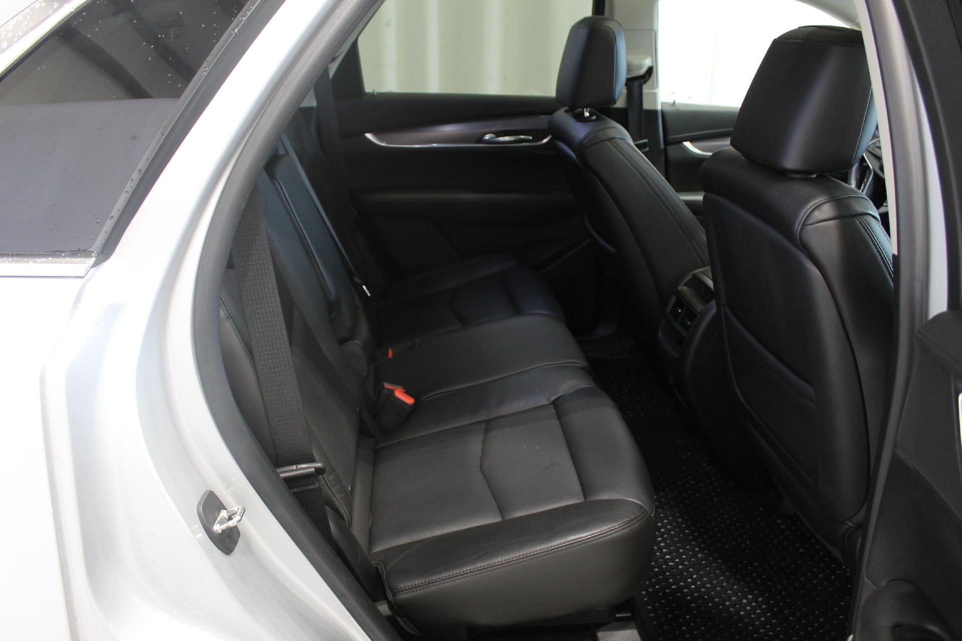 2017 Cadillac XT5 Luxury AWD