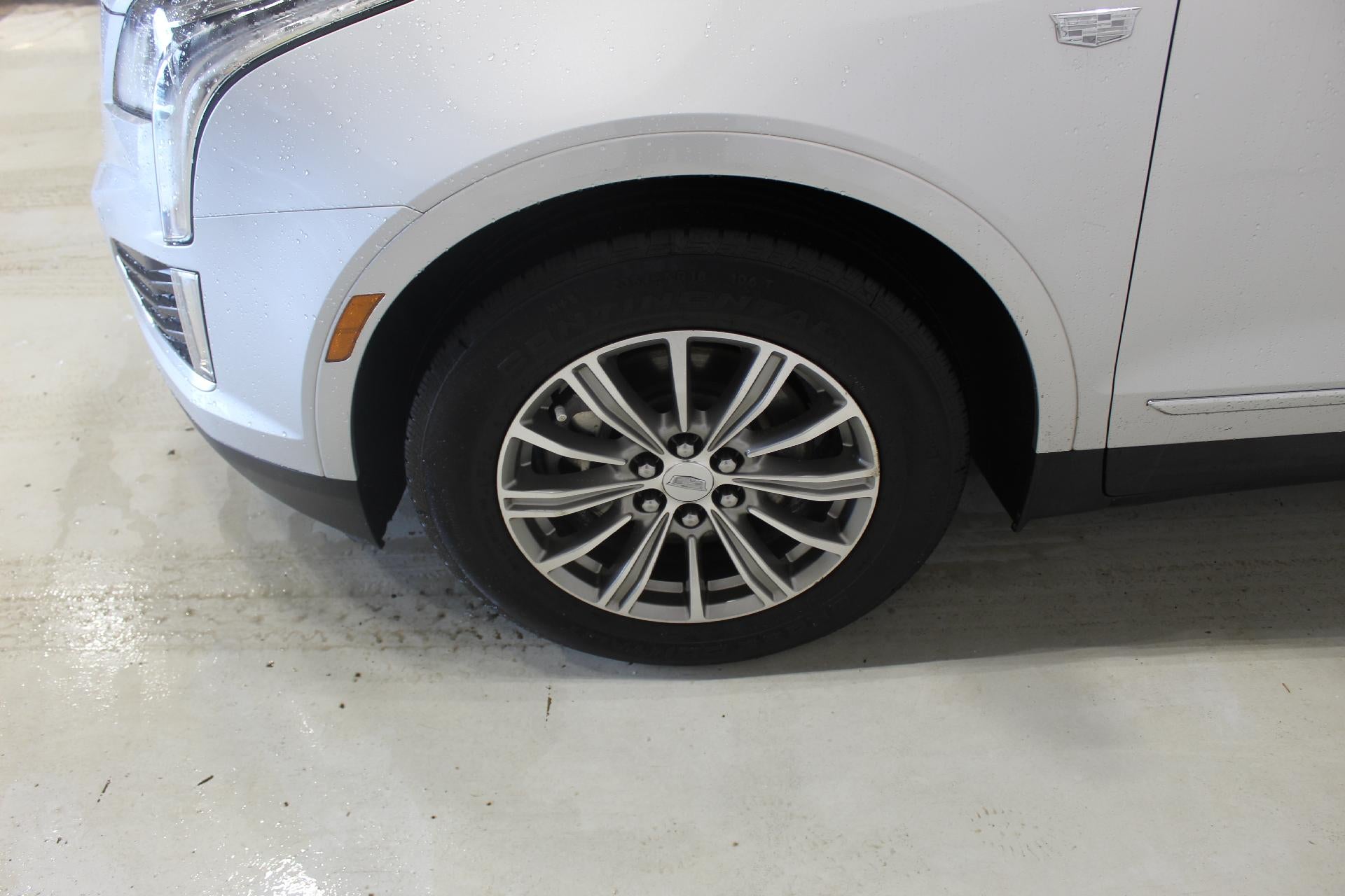 2017 Cadillac XT5 Luxury AWD