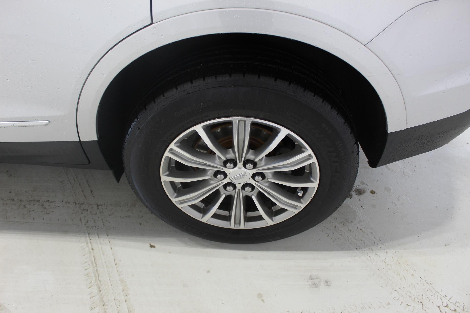 2017 Cadillac XT5 Luxury AWD