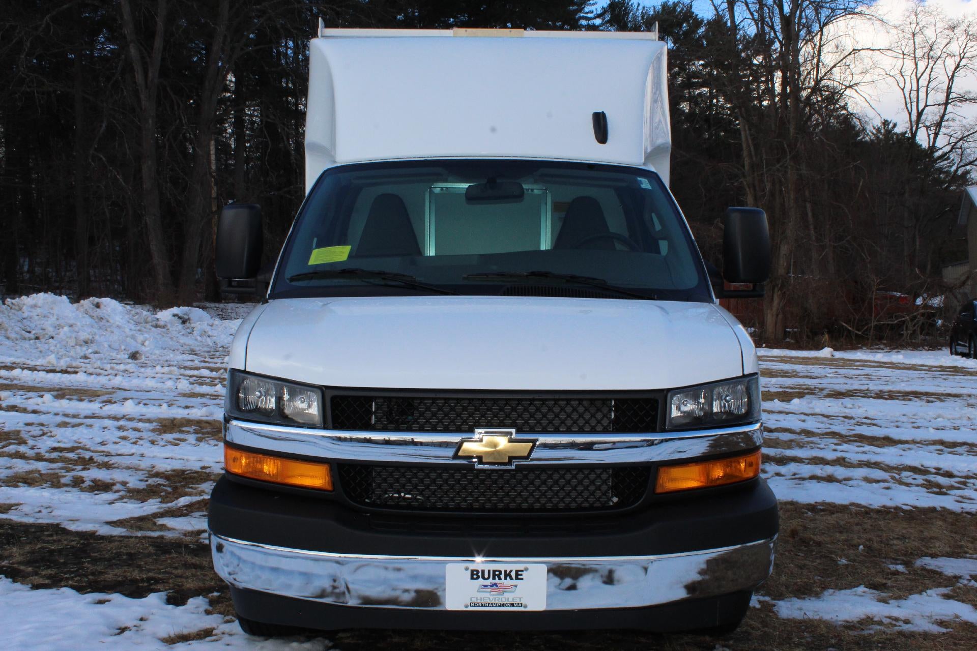 2026 Chevrolet Express Cutaway 3500 Base