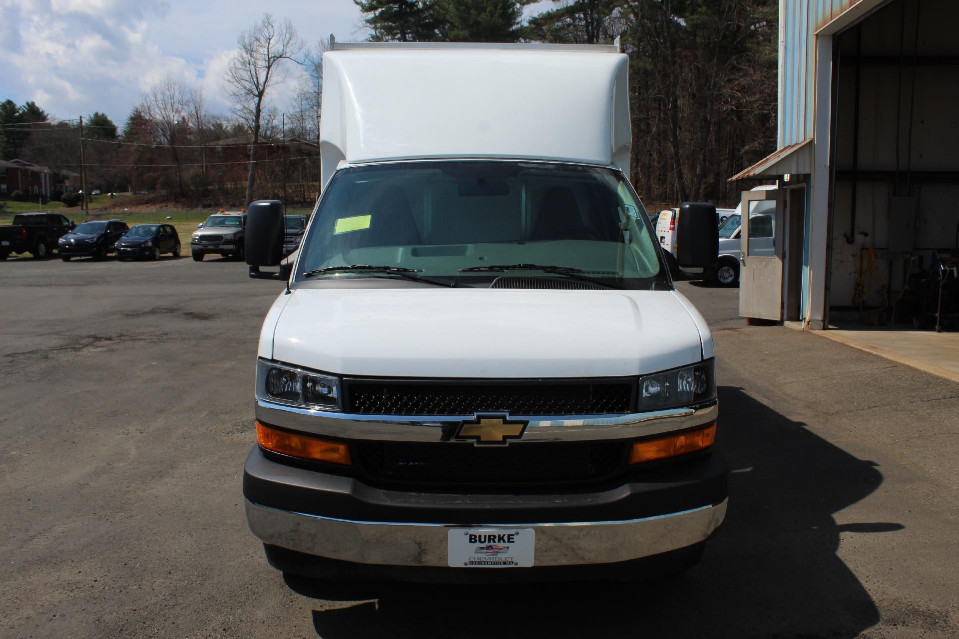 2026 Chevrolet Express Cutaway 3500 Base