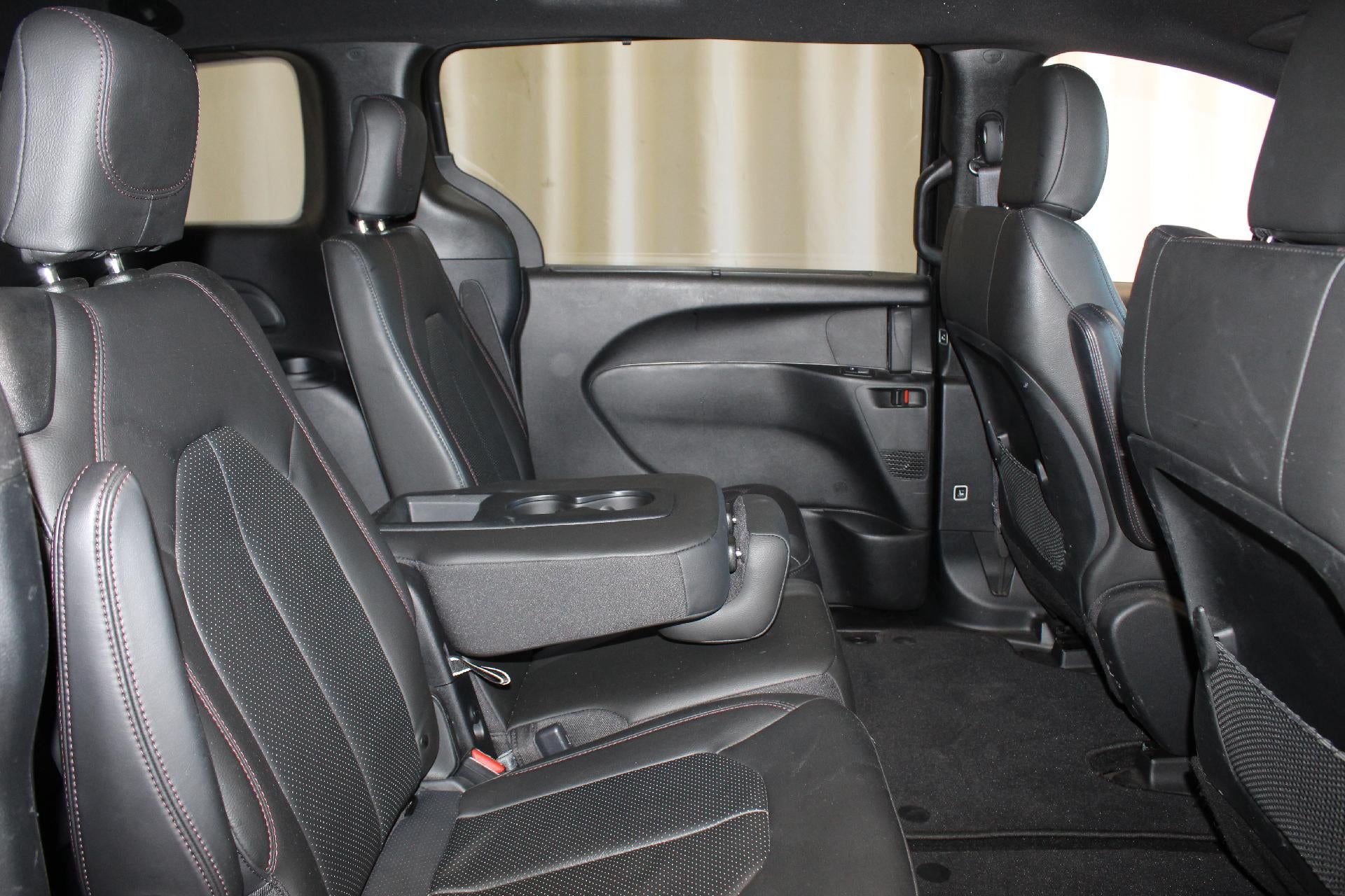 2020 Chrysler Pacifica L