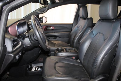 2020 Chrysler Pacifica L