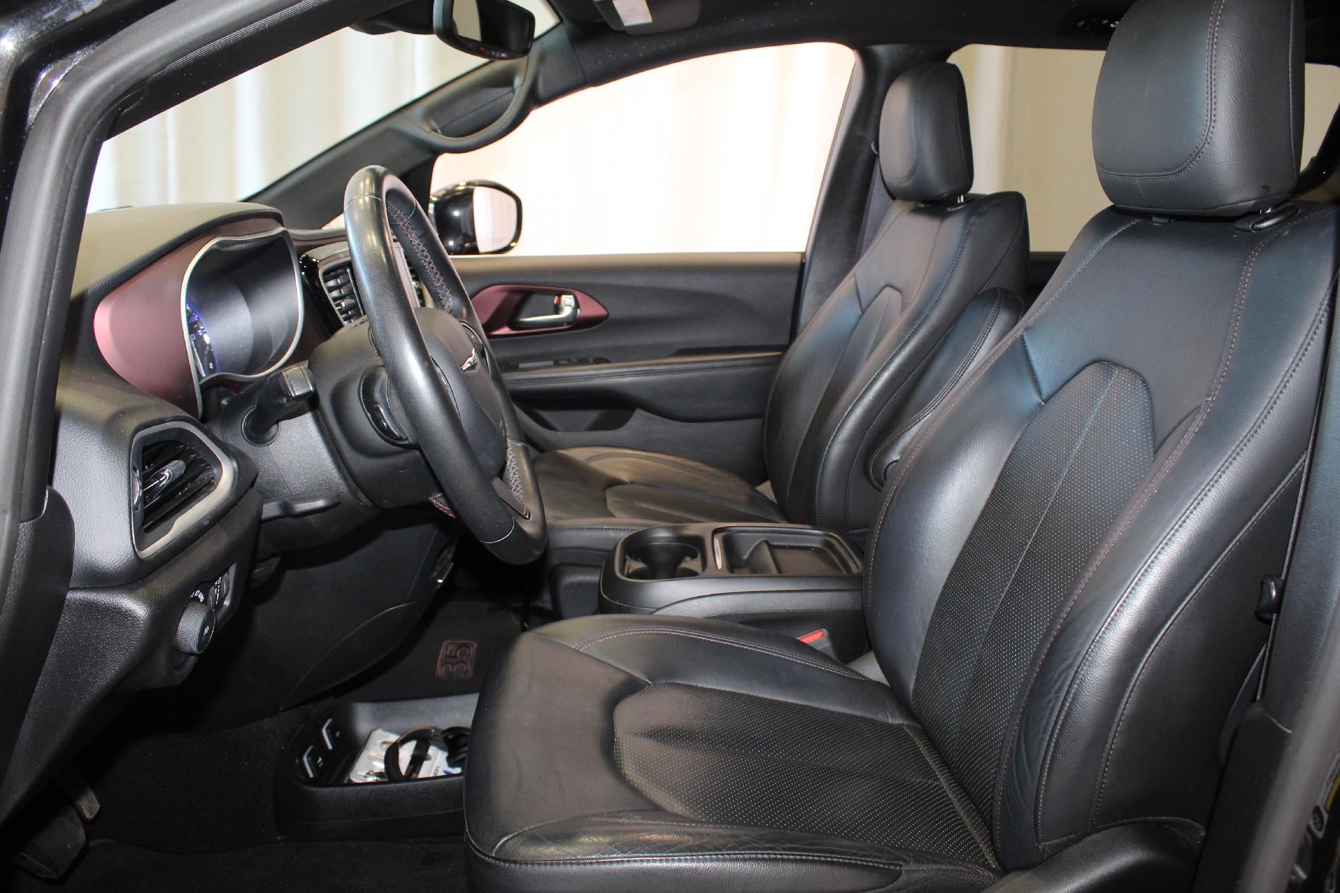 2020 Chrysler Pacifica L