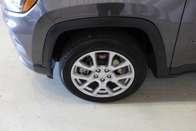 2023 Jeep Compass Latitude Lux