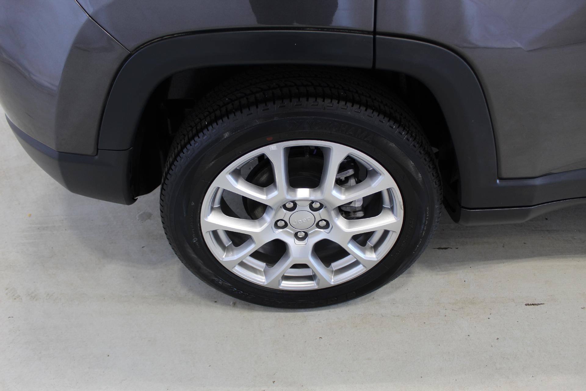 2023 Jeep Compass Latitude Lux