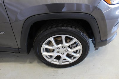 2023 Jeep Compass Latitude Lux