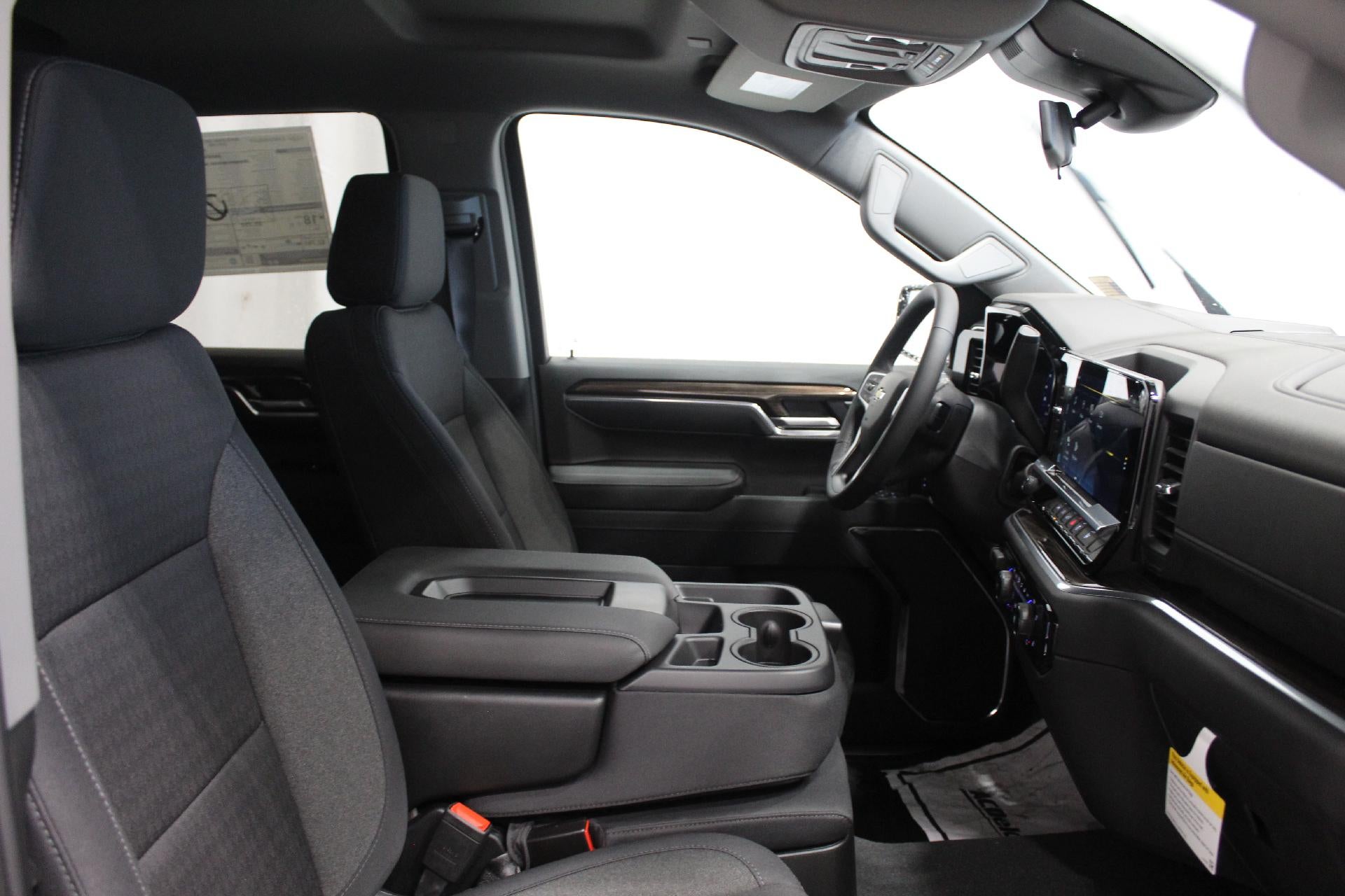 2026 Chevrolet Silverado 1500 LT - Photo 14