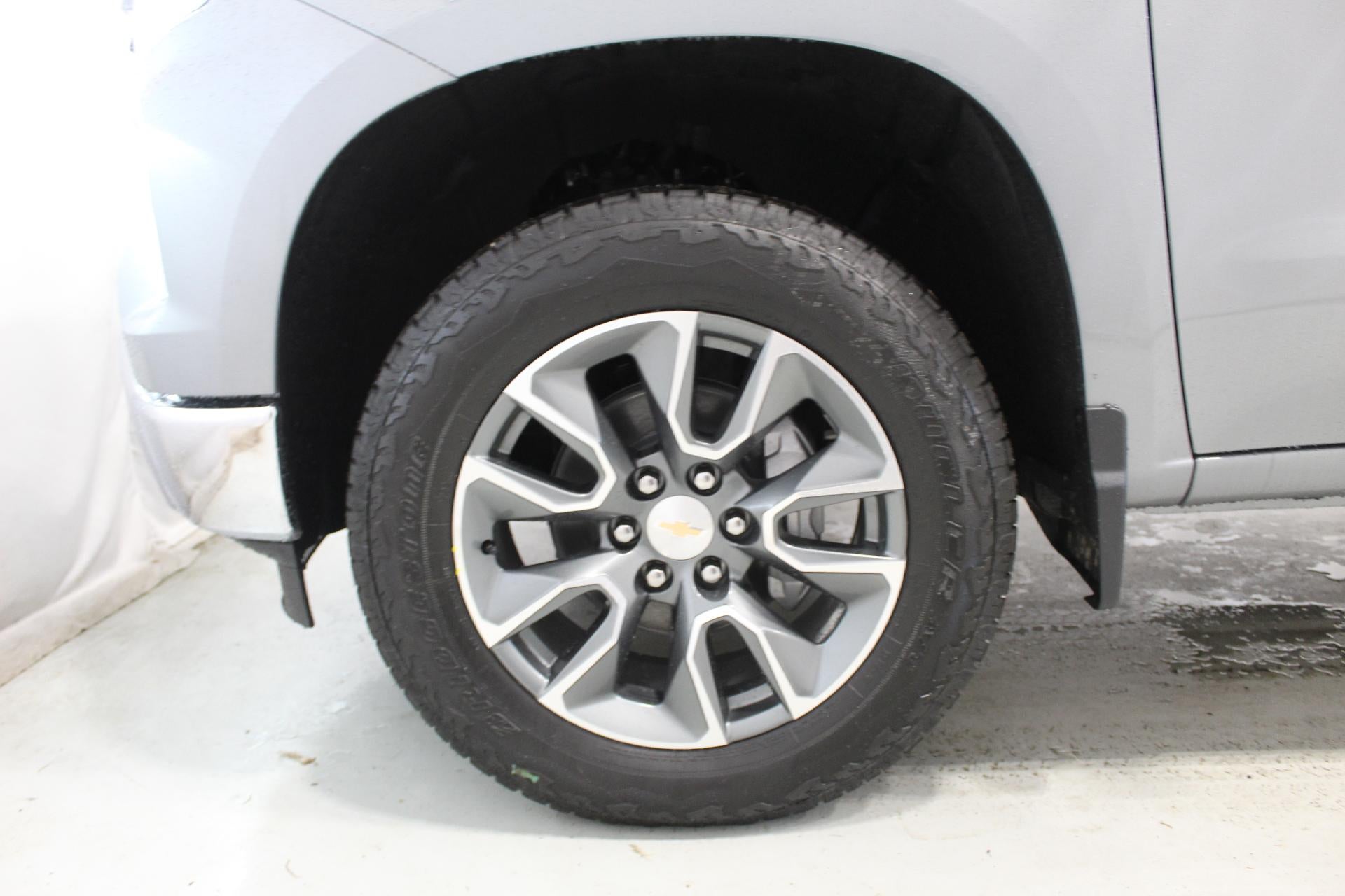 2026 Chevrolet Silverado 1500 LT - Photo 16