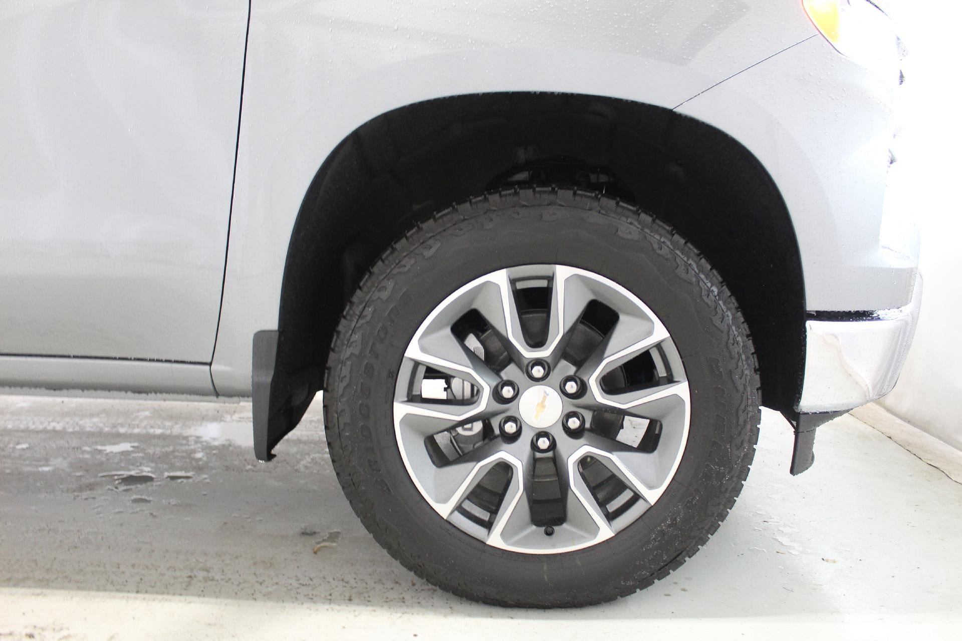 2026 Chevrolet Silverado 1500 LT - Photo 19