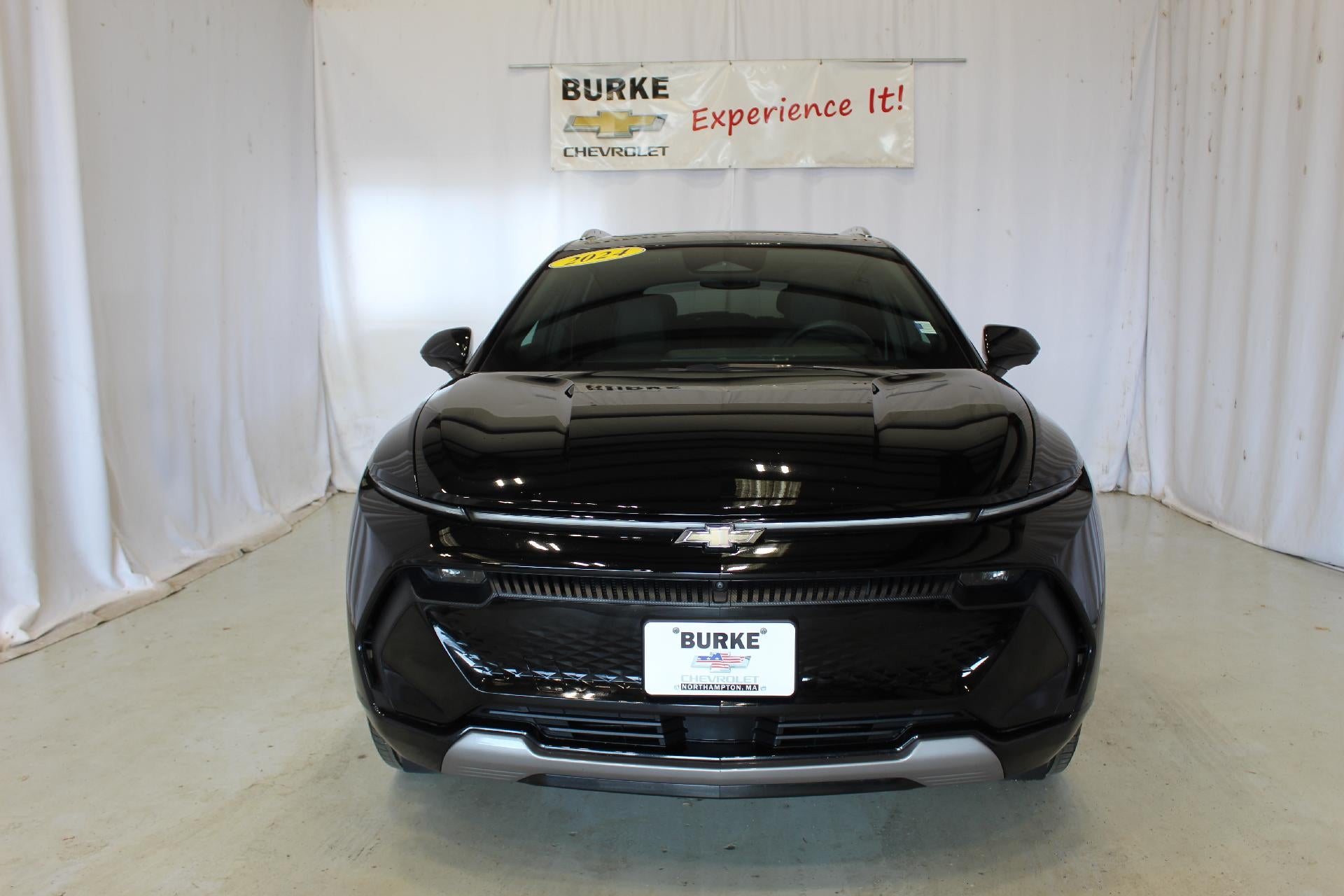 Used 2024 Chevrolet Equinox EV LT with VIN 3GN7DLRR4RS298149 for sale in Northampton, MA