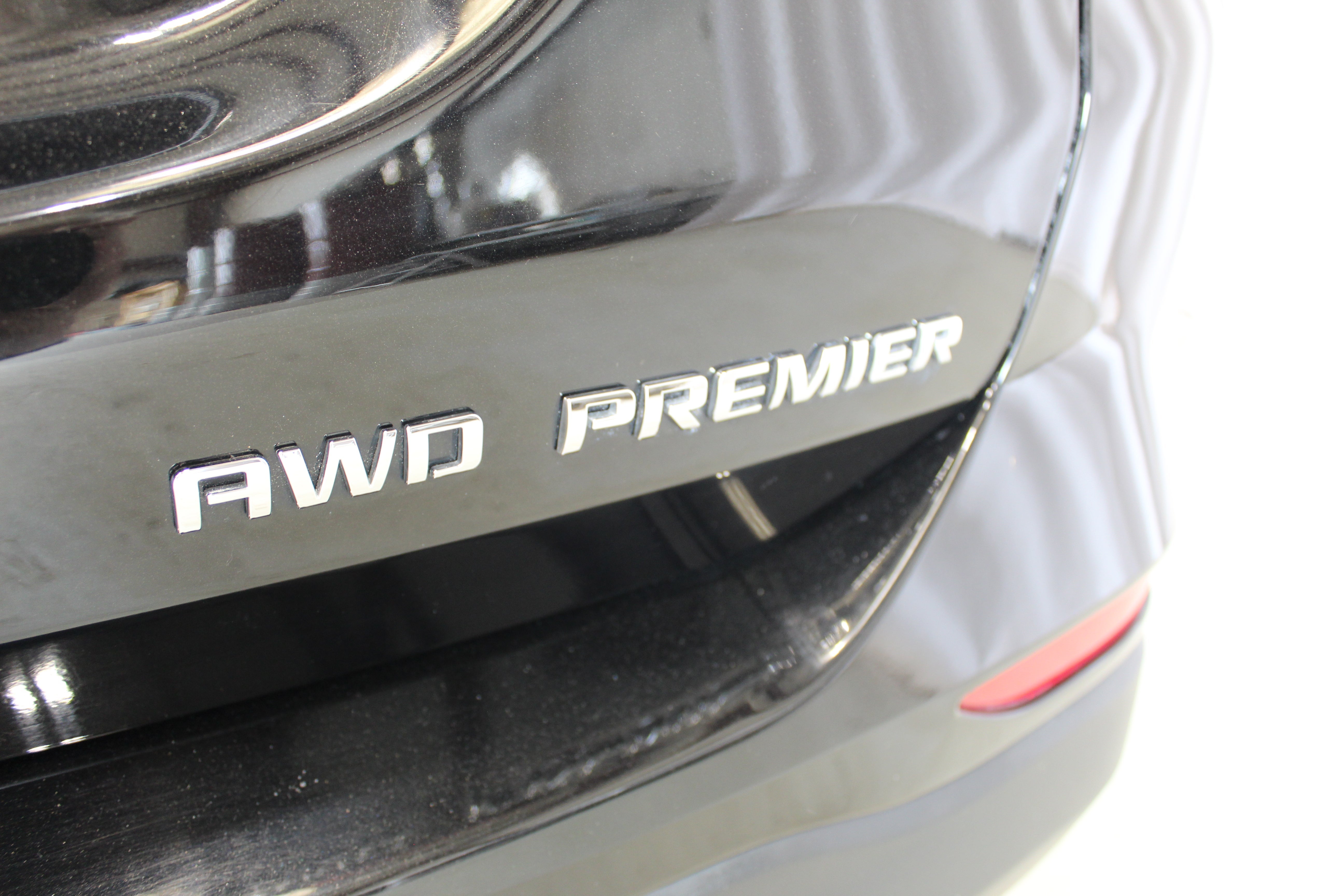 2024 Chevrolet Equinox Premier