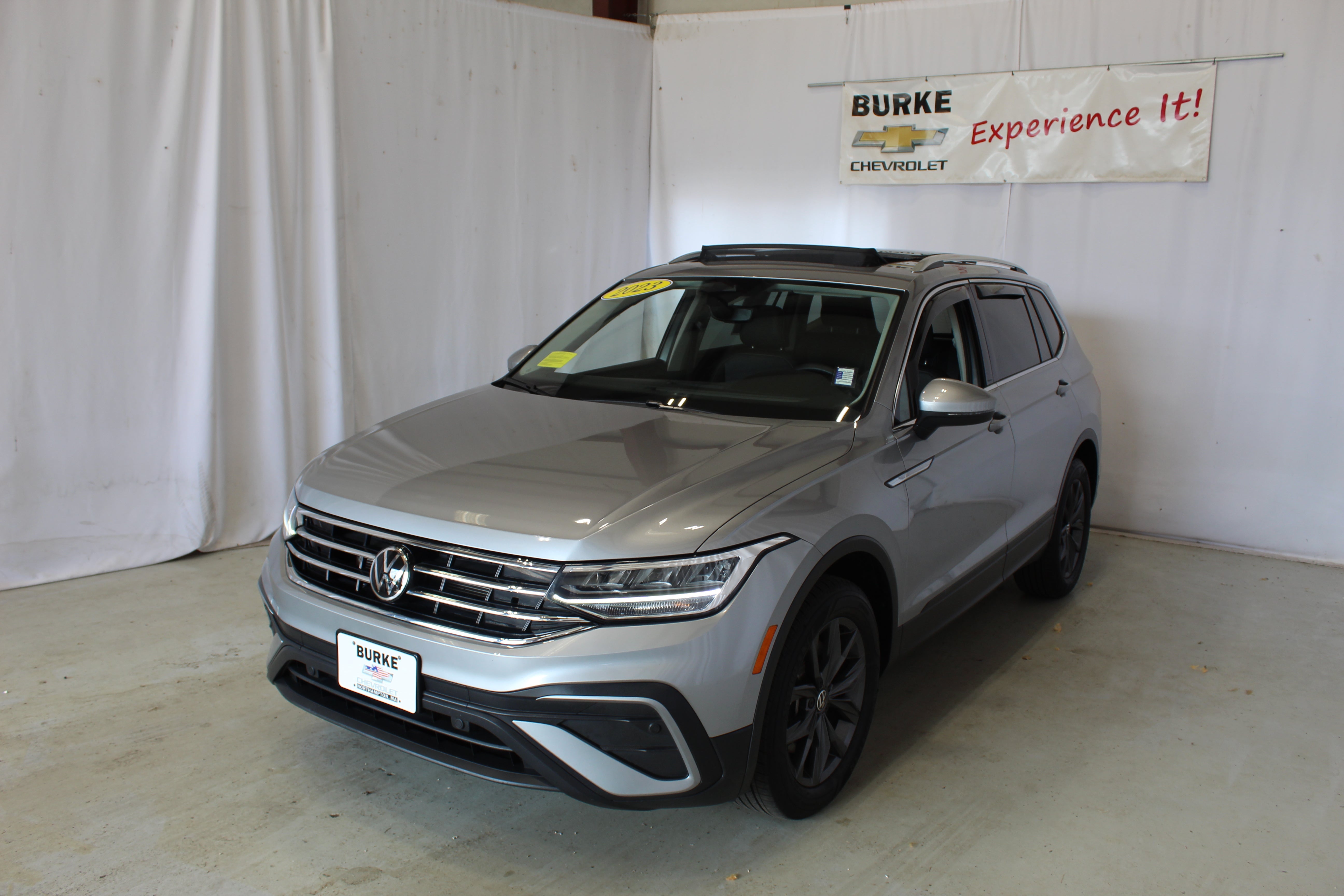 2023 Volkswagen Tiguan SE