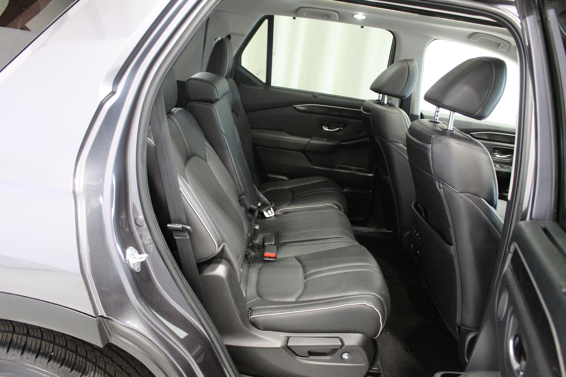 2023 Honda Pilot AWD Elite