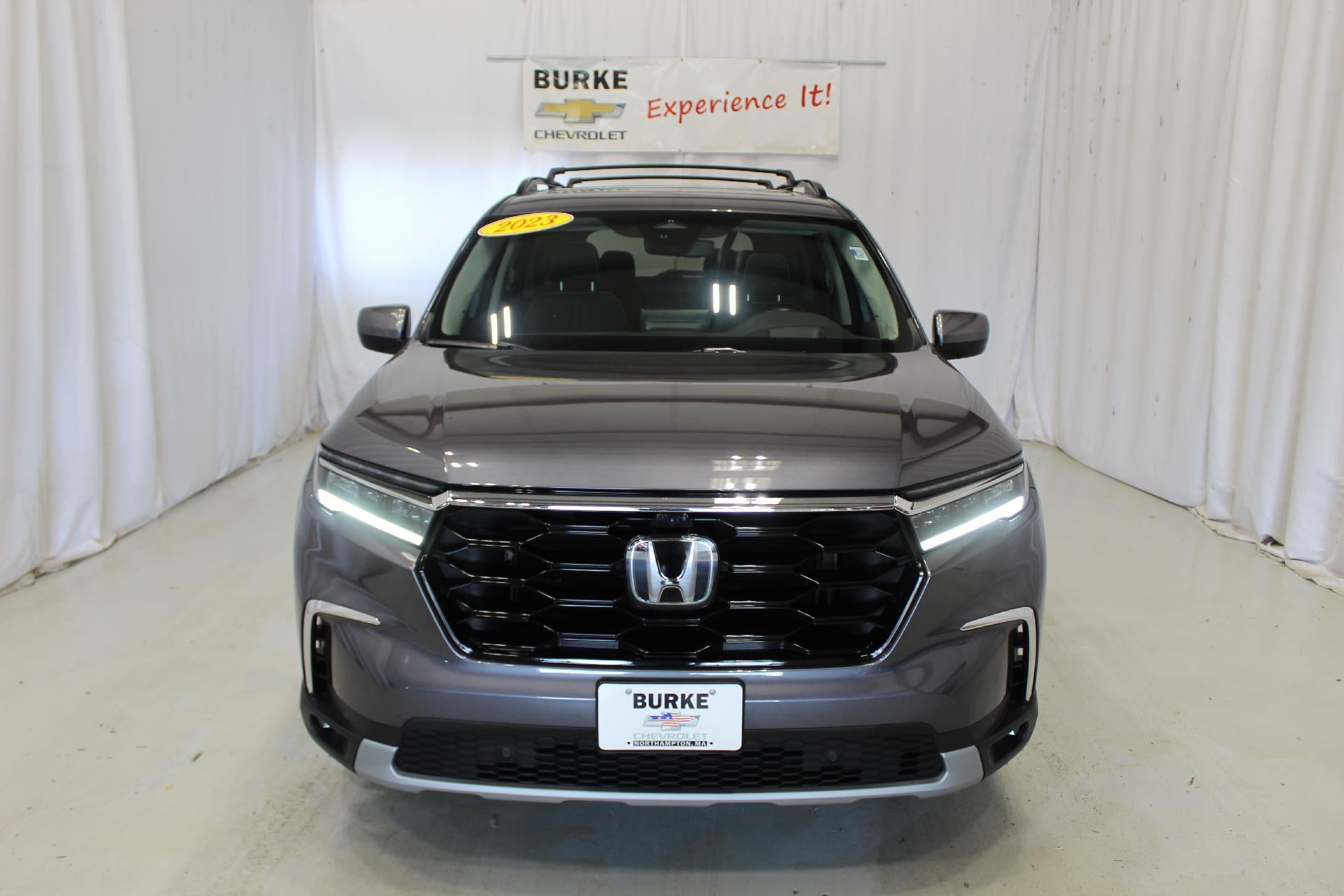 2023 Honda Pilot AWD Elite